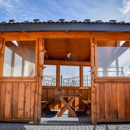 U Pawlikowskich Проживание в семье *