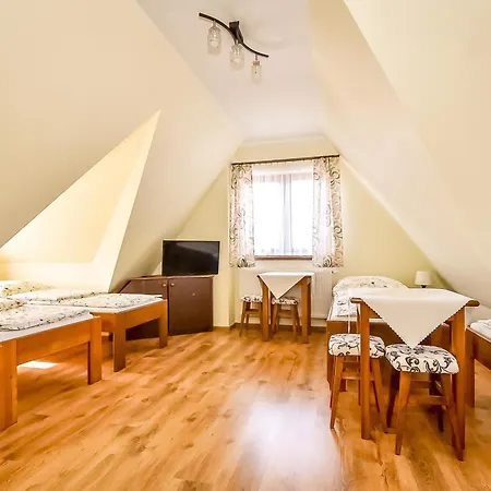 U Pawlikowskich Проживание в семье *