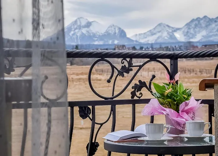 U Pawlikowskich * 波罗宁